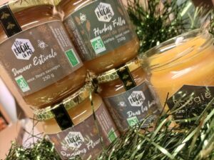 coffret de Noel 4 miels différents Bio et 1 bougie en cire naturelle